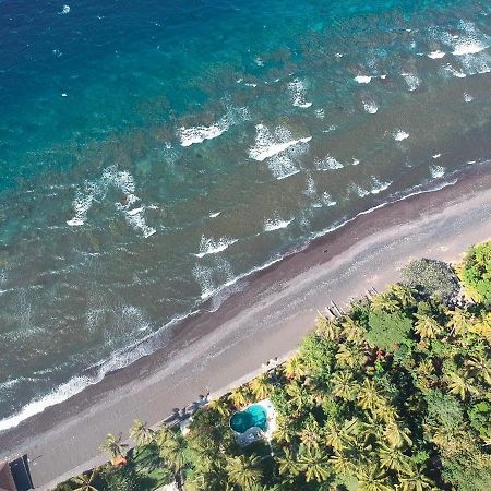 Bondalem Bliss - Luxury Beachfront Villa Tejakula Exterior foto