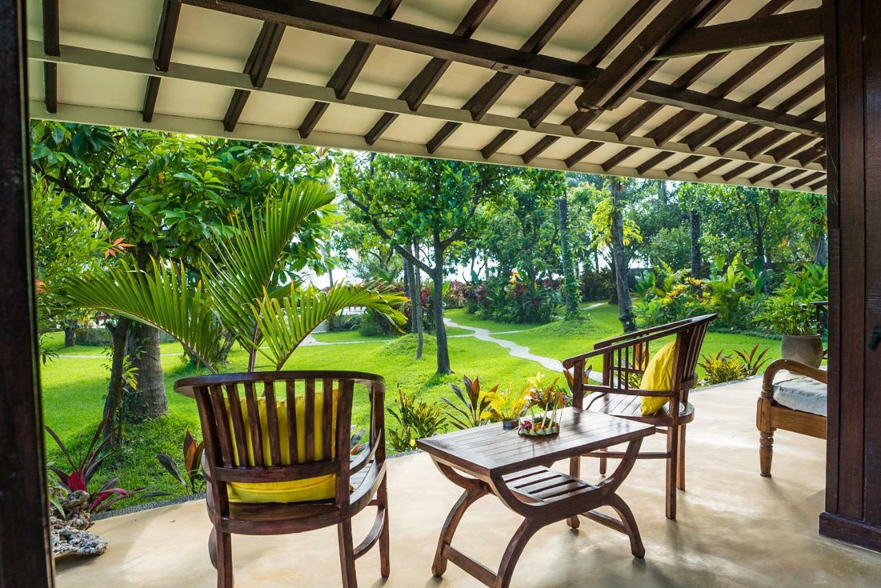 Bondalem Bliss - Luxury Beachfront Villa Tejakula Exterior foto