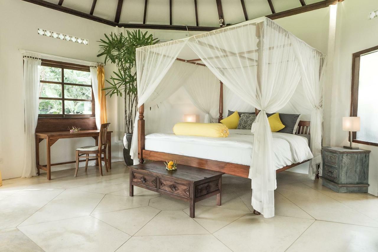 Bondalem Bliss - Luxury Beachfront Villa Tejakula Exterior foto