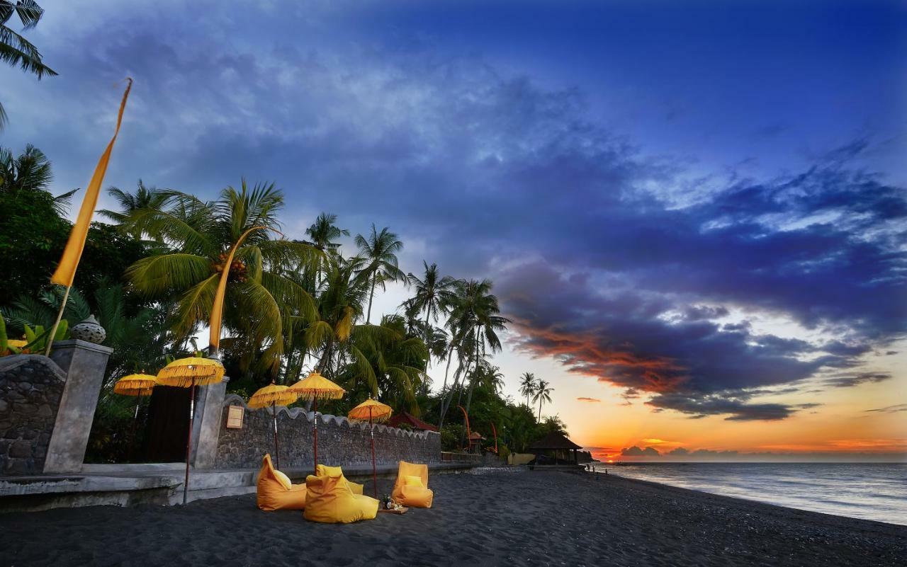Bondalem Bliss - Luxury Beachfront Villa Tejakula Exterior foto